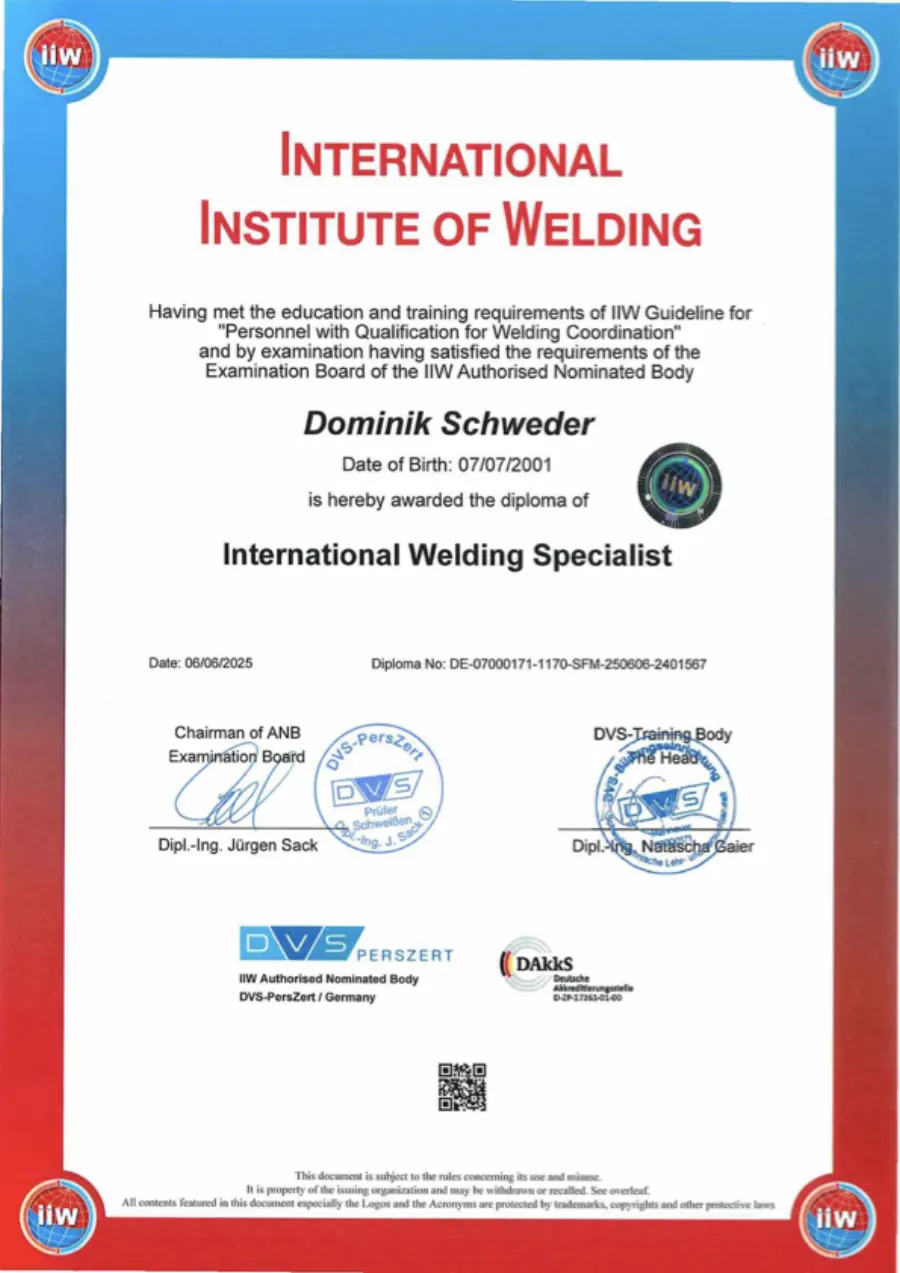 Zertifikat International Welding Specialist von Dominik Schweder